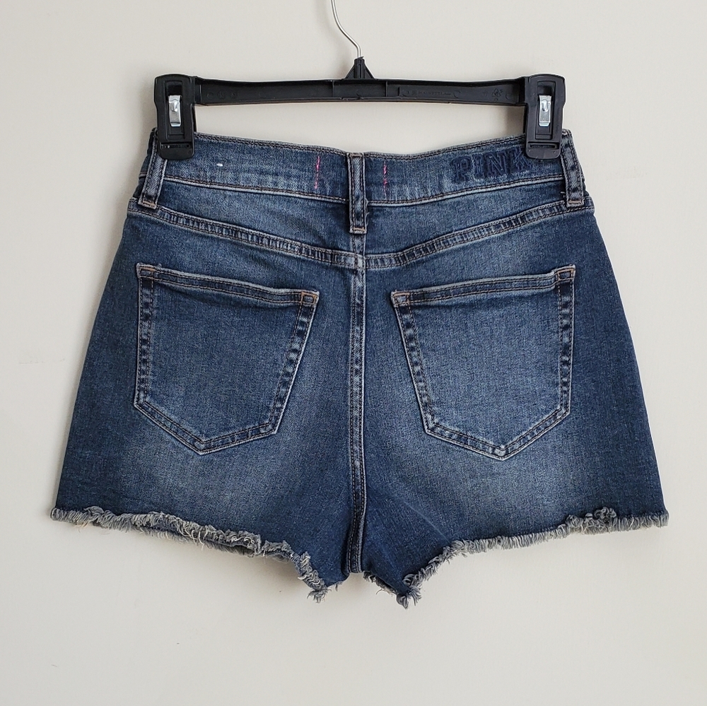 ⬇️Victoria's Secret Pink Short Size 4 - Picture 2 of 5